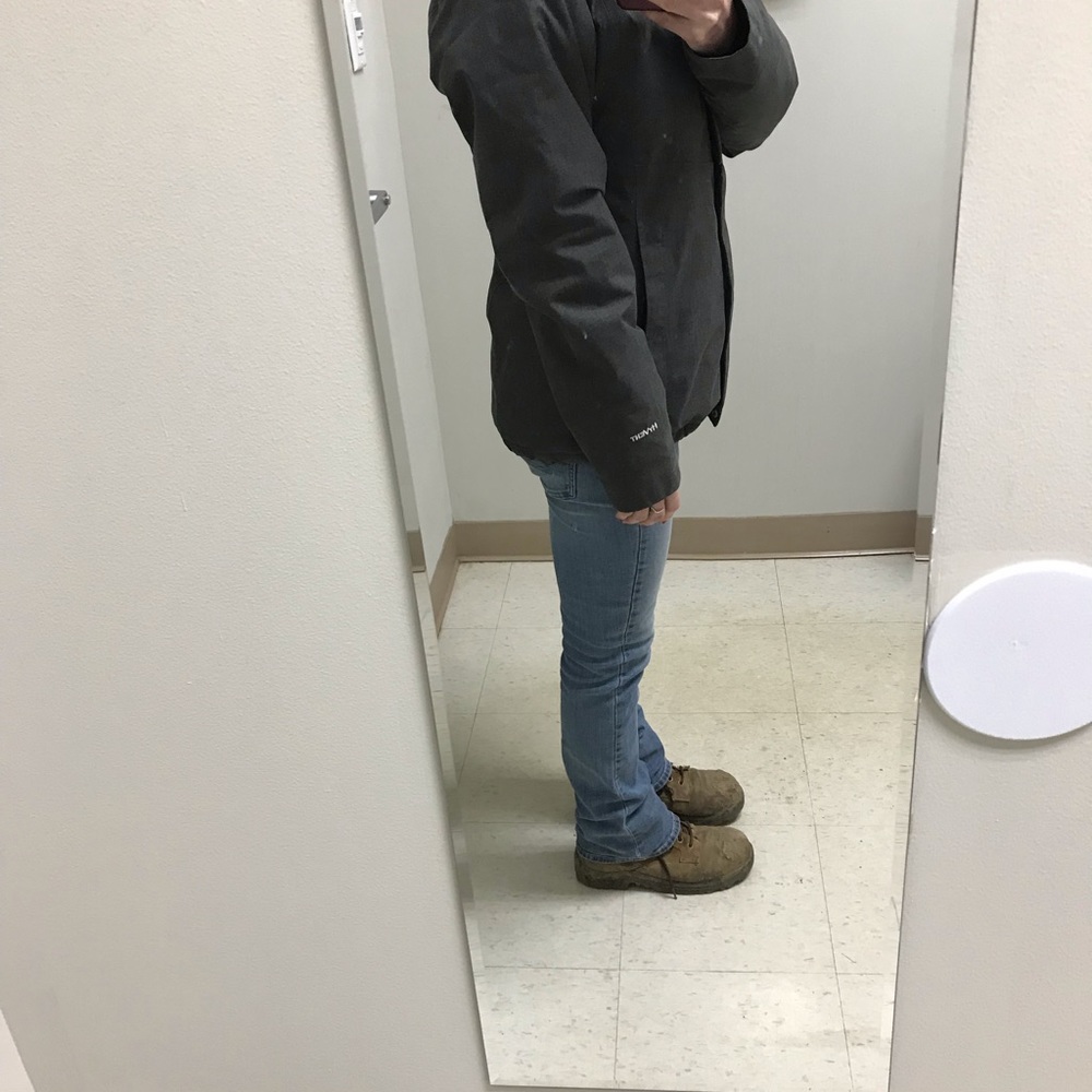 NORTH FACE WINTER JACKET - Picture 3 of 8